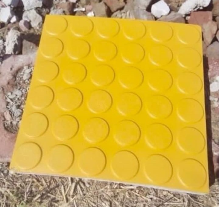 12x12 36 coin chequered